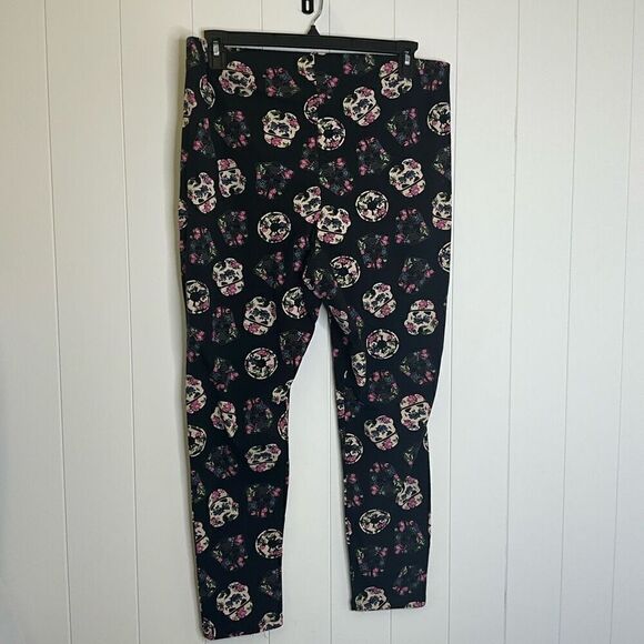Star Wars Womens Size 3 Black Floral Leggings Exercise Workout Pants Stretchy - Picture 8 of 15